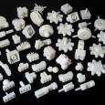The Free Universal Construction Kit | F.A.T.. Es un kit de ensamble de bloques de construcción. En otras palabras, un kit que sirve para conectar legos con Rastis con Dakis....